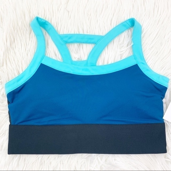 FABLETICS Robyn High Support Sports Bra - Picture 3 of 13